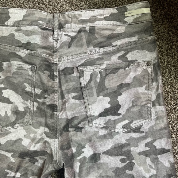 Pilcro and the Letterpress High Rise Skinny Metallic Camo Print Jeans - Picture 3 of 4